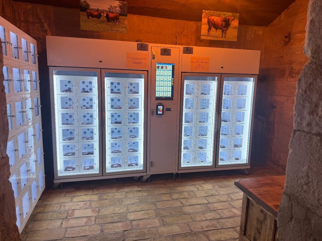 SCEA ETANG DU COMTE Distributeurs Automatiques : Le Bien-Pensant et Le Répandu