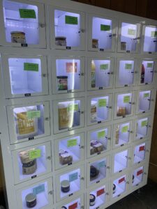 Ferme Saint Jacques Distributeur Automatique : Le Bien-Pensant