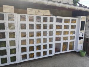 Jardin de sacy Distributeurs Automatiques : Le Bien-Pensant et le Gros Volume